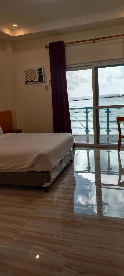 Hotel Eight Fifty Jagna Bagian luar foto